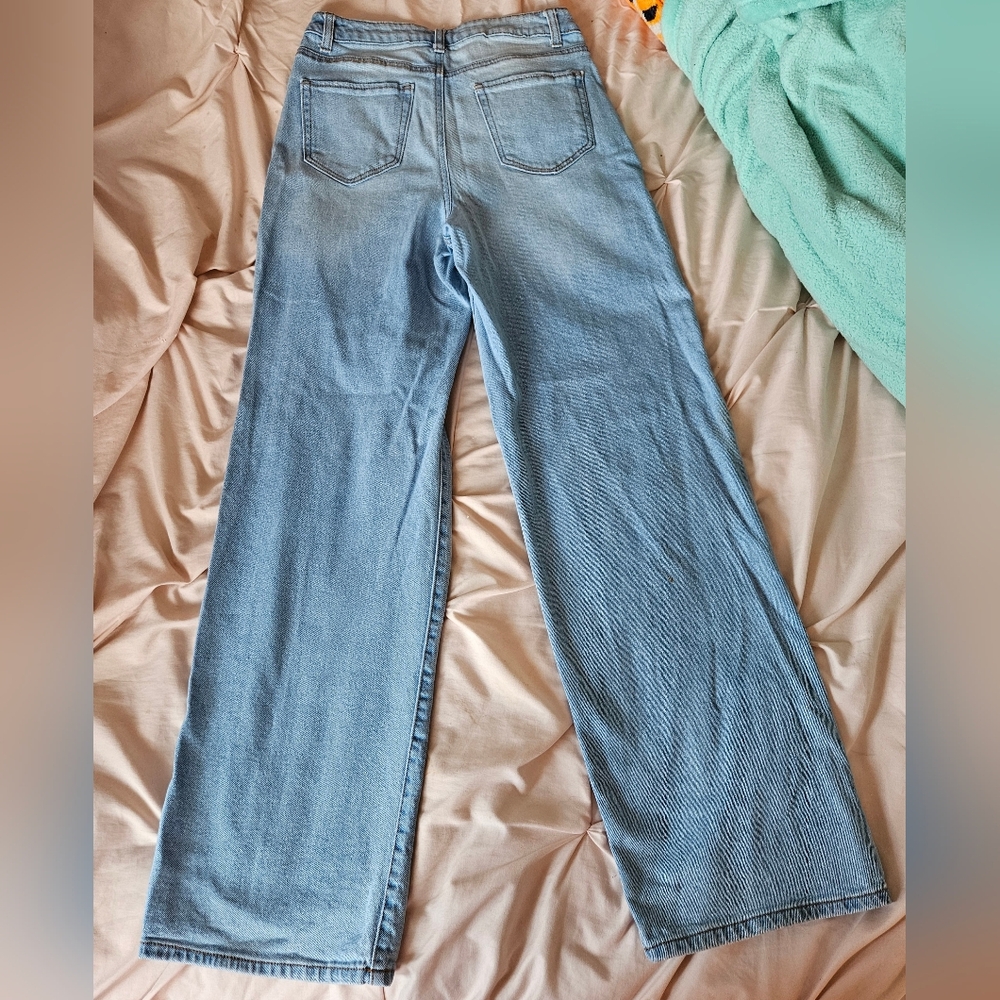 SO Ripped Jeans - Picture 3 of 4